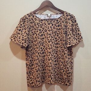Leopard J Crew Tee with pleated sleeves Size M Reimagined by J Crew